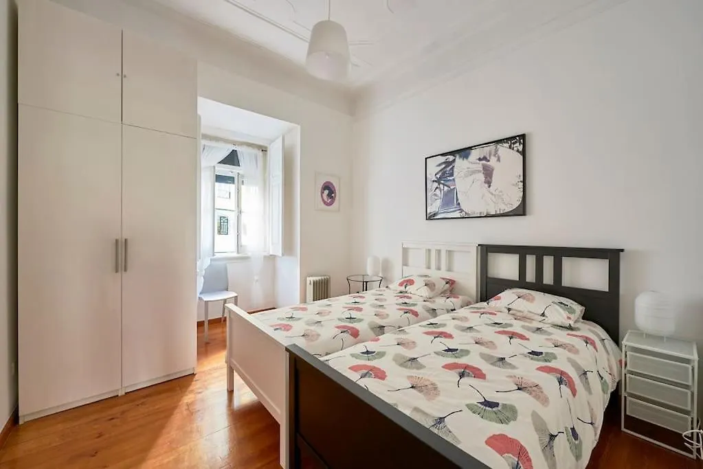Downtown Garden House Apartment Lisbon